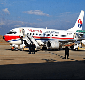 柳州航空托运航空快运业稳步发展的原因是什么？